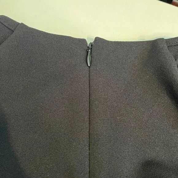 Betsey Johnson Black Sheath Dress Size 4 Faux Tahitian Pearl Fully Lined Crepe - Picture 6 of 10